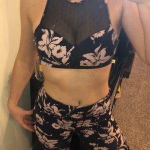 O’Neill 2 piece workout outfit🤤😍